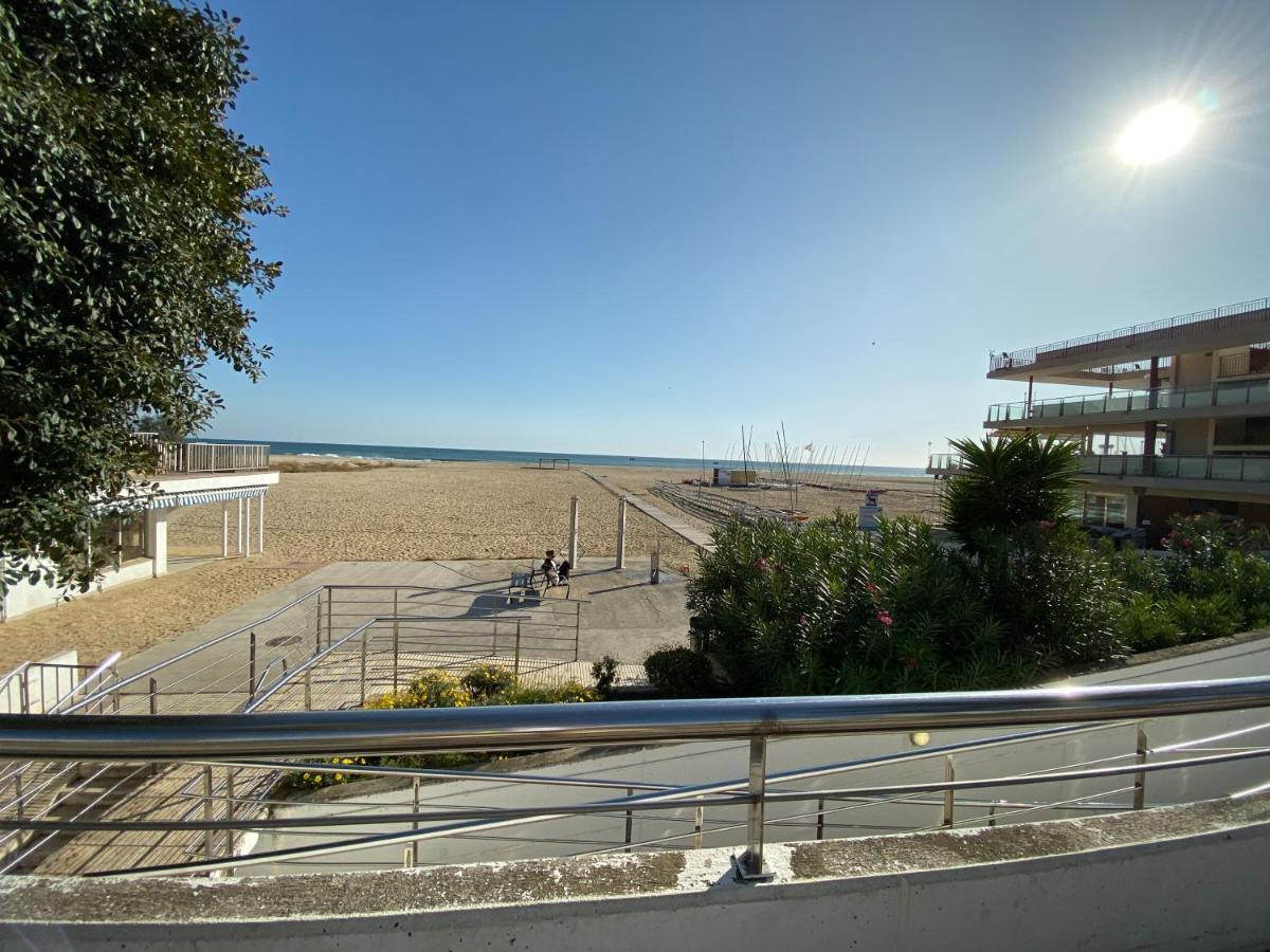 Casa En Masnou Junto A Playa Y Tren Villa Exterior photo